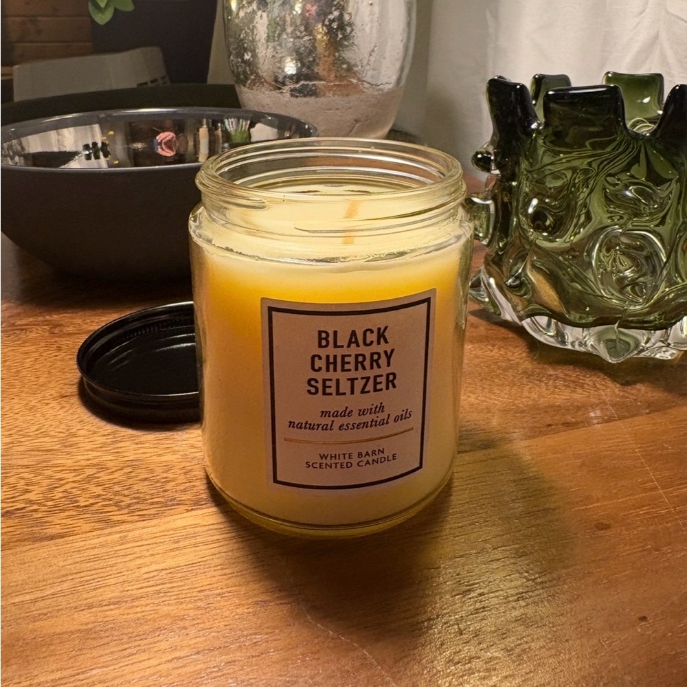 White Barn Bath & Body Works candle Black Cherry + Cherry Seltzer NEW - Picture 2 of 5
